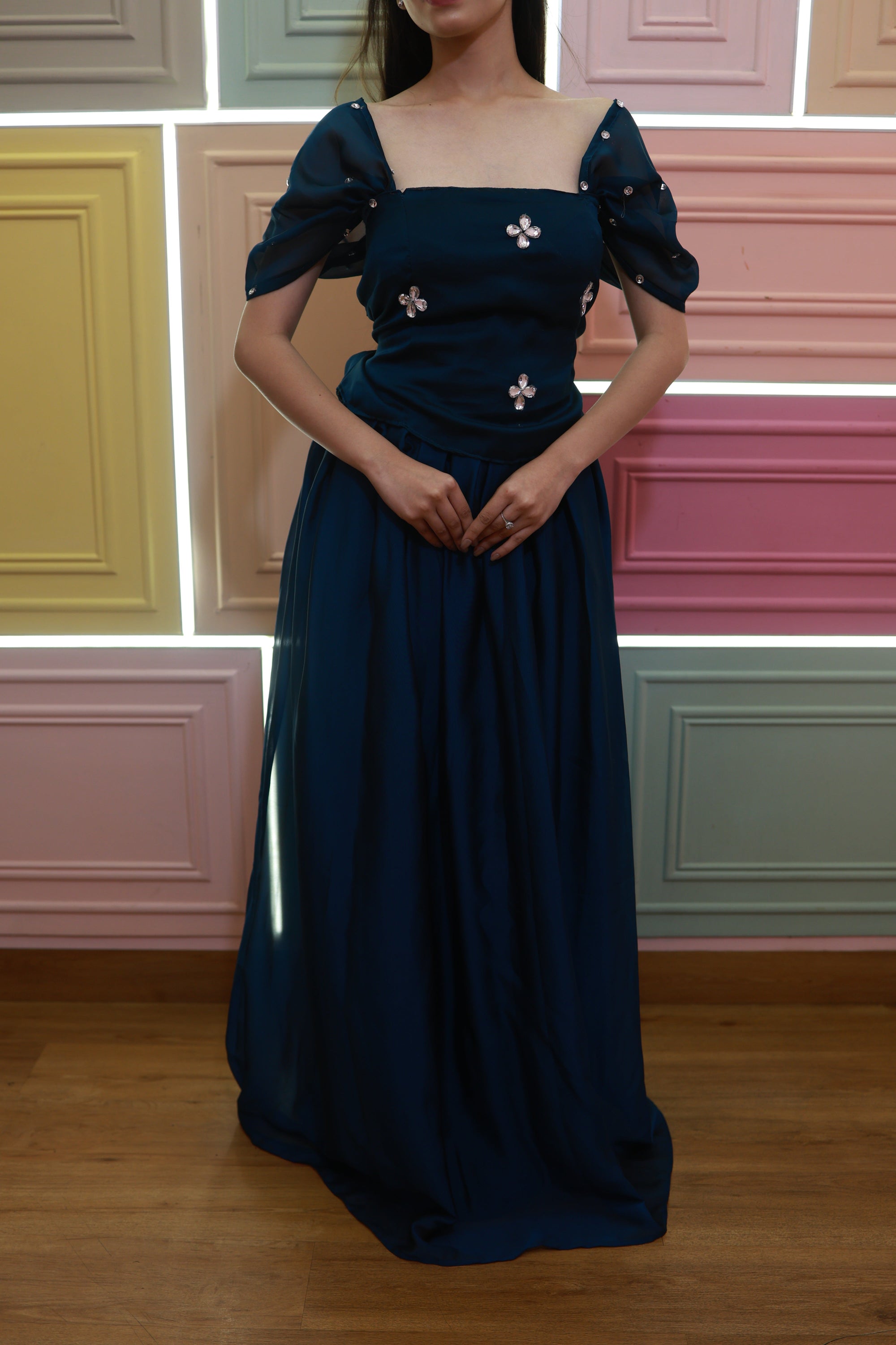 Midnight Dew – Navy Blue Flow Gown Set (Emperia Collection)