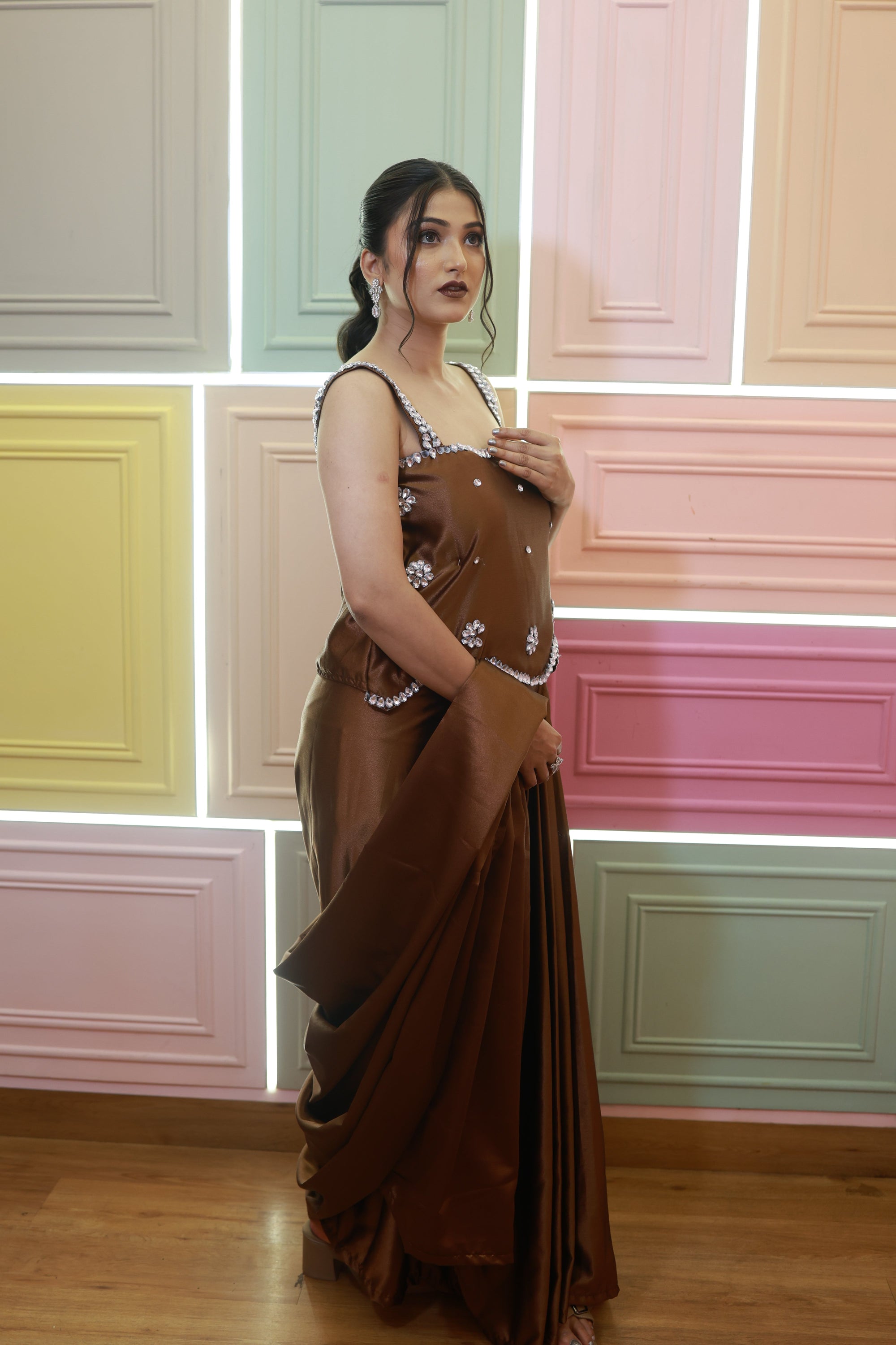 Amber Silk Drape – Luxe Brown Saree Set (Emperia Collection)